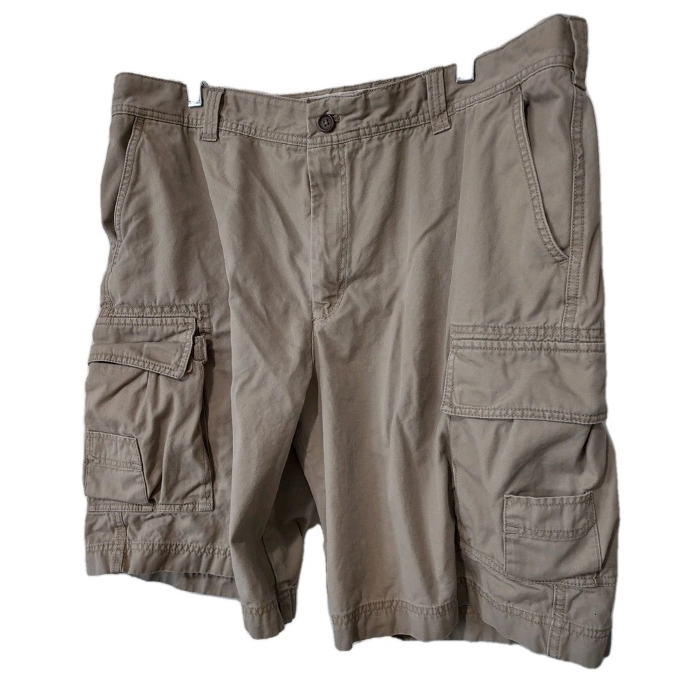 Izod Saltwater Cargo Shorts Men's Size 40 W Pockets 10" Inseam ‎ Denim Tan  Logo